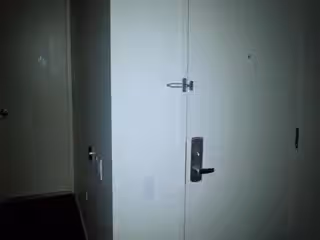 自慰被我發現了 只能將錯就錯讓大屌戳B
