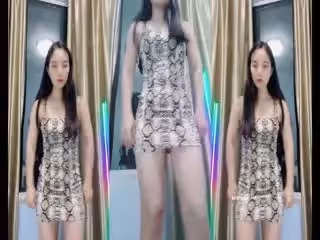 萬眾矚目抖音、花椒各平台極品騷中騷性感網紅主播【蜜桃大美美】私拍全套~紫薇騷舞跳蛋全程刺激(2)