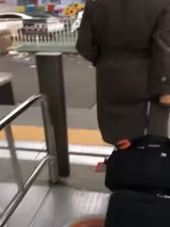 貴賓席專屬福利【空姐制服篇】~各種白富美空姐生活中溫柔賢惠私下包養約炮極度反差(18)