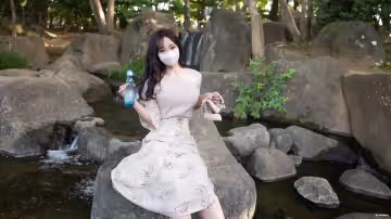 第1次攝影！！電影畫風！高學歷護理學部的美白巨乳女大學生！！對象魅惑的塊一樣的情慾性的身體生中出＆漂亮的臉顏面射