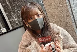 FC2PPV 3167392 【無修正】はっきり言って美人です！！！バイト代を大好きなアイドルにつぎこむいたいけな彼女！