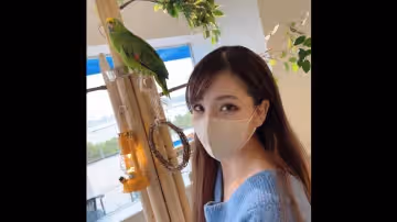 第1次攝影！！在公園的多目的廁所把對男人的順從暴露裸體的度M敏感過的教育實習生帶入生陰道直接射精！！並且帶到酒店