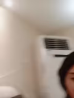 高顏值--陳喬恩替身❤️姐姐和妹妹之間的淫蕩秘密，主動舔姐姐的乳頭、手持雞巴狂插騷逼姐姐，淫水十分之多！