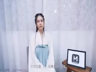 情慾古箏師緊射無端五十弦-張芸熙