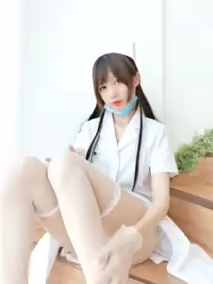 護士裝誘惑露出!