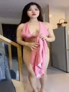 露臉長發美少婦熱舞 全裸勾引狼友豐滿大奶，手搓陰蒂，特寫騷逼