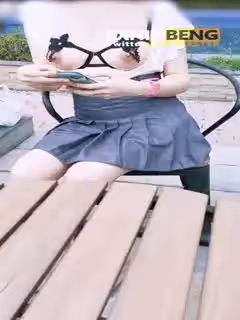 《硬核✅精品★重磅✅分享》推特極品長腿大奶NTR綠帽淫妻控【阿崩】會員福利私拍各種公共場合LC003