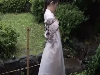 GMA-052 緊縛調教妻 裕福な家に嫁いだ後も縄快楽を忘れられないマゾ人妻。內緒で動く派遣SMで偶然知った鄰人