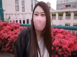 絶頂169回！大痙攣132回！潮吹き3700ml！ 美人で家庭的なメガトンJcupはじめての中出し＆生ハメ大絶頂ドキュメント 花渕なつ
