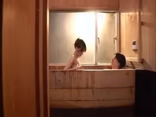 - 希岛爱里 妻子出差不在便和情人在温泉中出