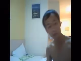 珍藏—電腦肉雞偷開攝像頭遠程私密錄象第21部，露臉夫妻做愛口口換衣,真實性生活大曝光