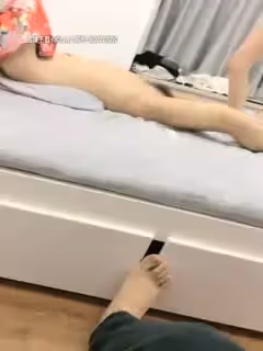 【人間水蜜桃】妖艷妹子兩男三女啪啪，穿和服口口後入抽插猛操搞完再自慰，很是誘惑喜歡不要錯過