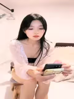 氣質苗條美女！新人剛下海！貧乳黑絲大長腿，脫掉內褲多騷穴，近距離特寫，揉搓陰蒂，極度誘惑第03集