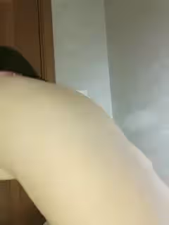 平台最可愛的妞，全程露臉高顏值校花女神，人美逼嫩水又多多，毛毛也很性感，跟狼友互動撩騷聽指揮道具玩逼第07集