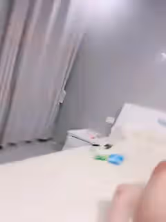 嫩嫩美乳小姐姐！被炮友盡情蹂躪！美腿足交，從下往上視角後入，撞擊大肥臀，操完不盡興自慰第09集