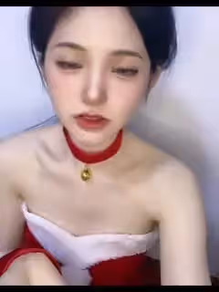 V (8)