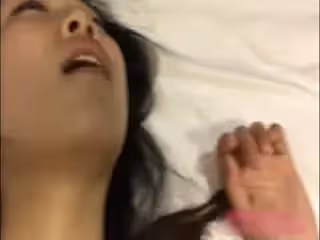 女友的漂亮閨蜜喝高了被弄到酒店惡搞啪啪完顏射臉上給她美容108P高清無水印_0