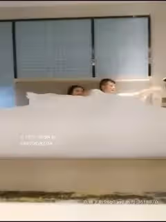 長腿長發模特兒