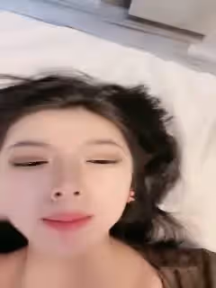 極品車模美女下海！貼著膏藥操 逼！太騷了呻吟嬌喘，懟著騷一頓輸出，搞得直喊不要，淫語騷話不斷第01集