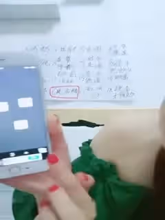 小可愛平台(原卡哇伊)顏值不錯會噴奶小粉妹和炮友直播大秀 根據刷的禮物口口啪啪 很 十分誘人