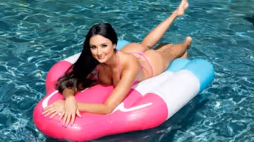 eliza ibarra diving for a good dicking[N1C]
