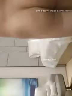 高顏值高質量的女神 穿的白色衣服淡藍色的緊身牛仔褲 小仙女啊 開始就忍不住脫褲子 叫床聲也是一個亮點