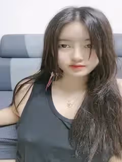超極品的妞子來救贖狼友來了，擼管推薦風騷誘人的大奶子自己揉捏著伸著舌頭要舔狼友的大雞巴，電動道具插逼第02集