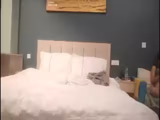高質量極品粉嫩小美女清純氣質看的蠢蠢欲動大力揉捏愛撫扒下內褲翹著屁股滋滋品嘗享受猛烈抽送撞擊【水印】